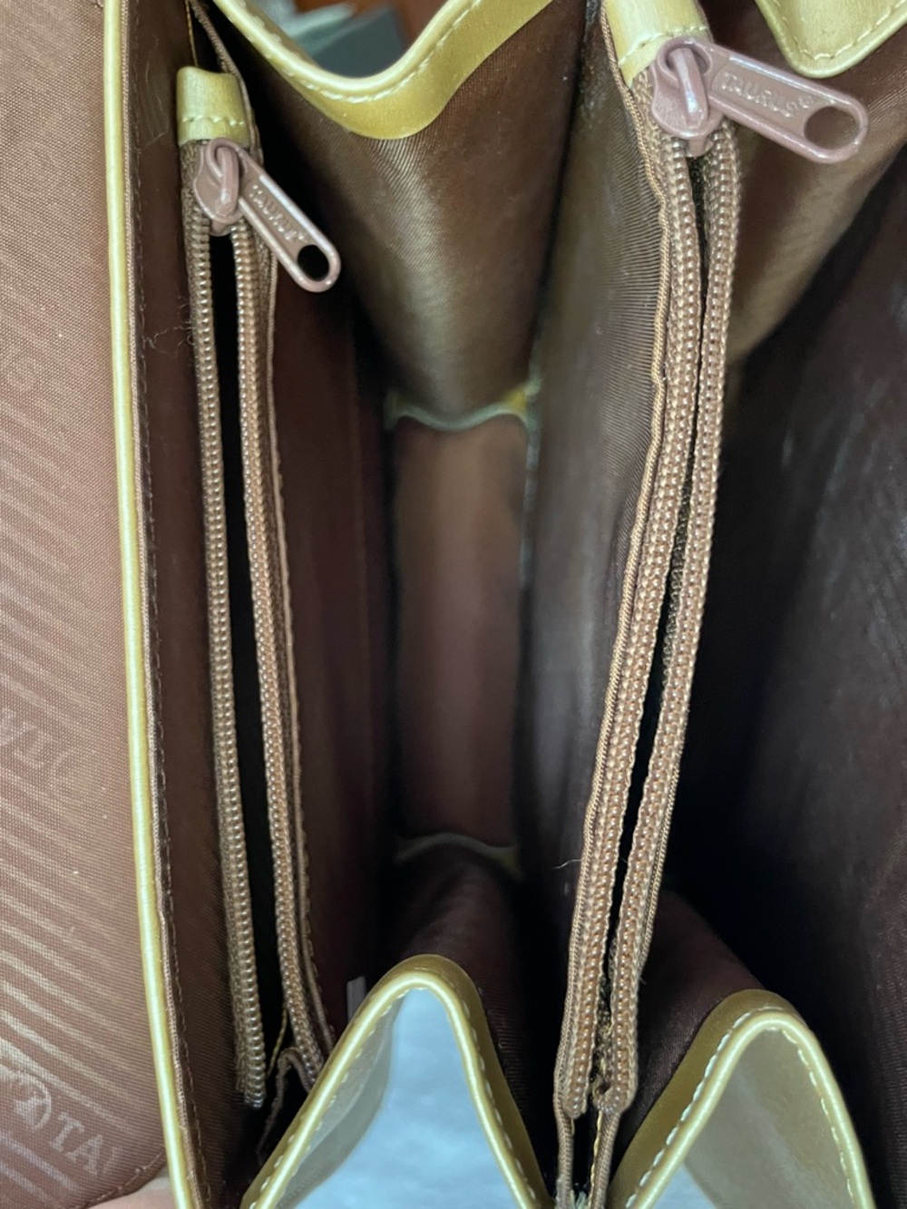 Vintage Metallic Gold Top-Handle Evening Mini Bag - Picture 5 of 10